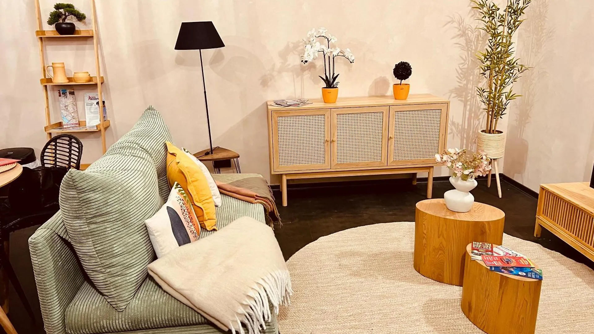 Astoria Loft Elite Apartment Free Parking,Ac,Elevator Budapest